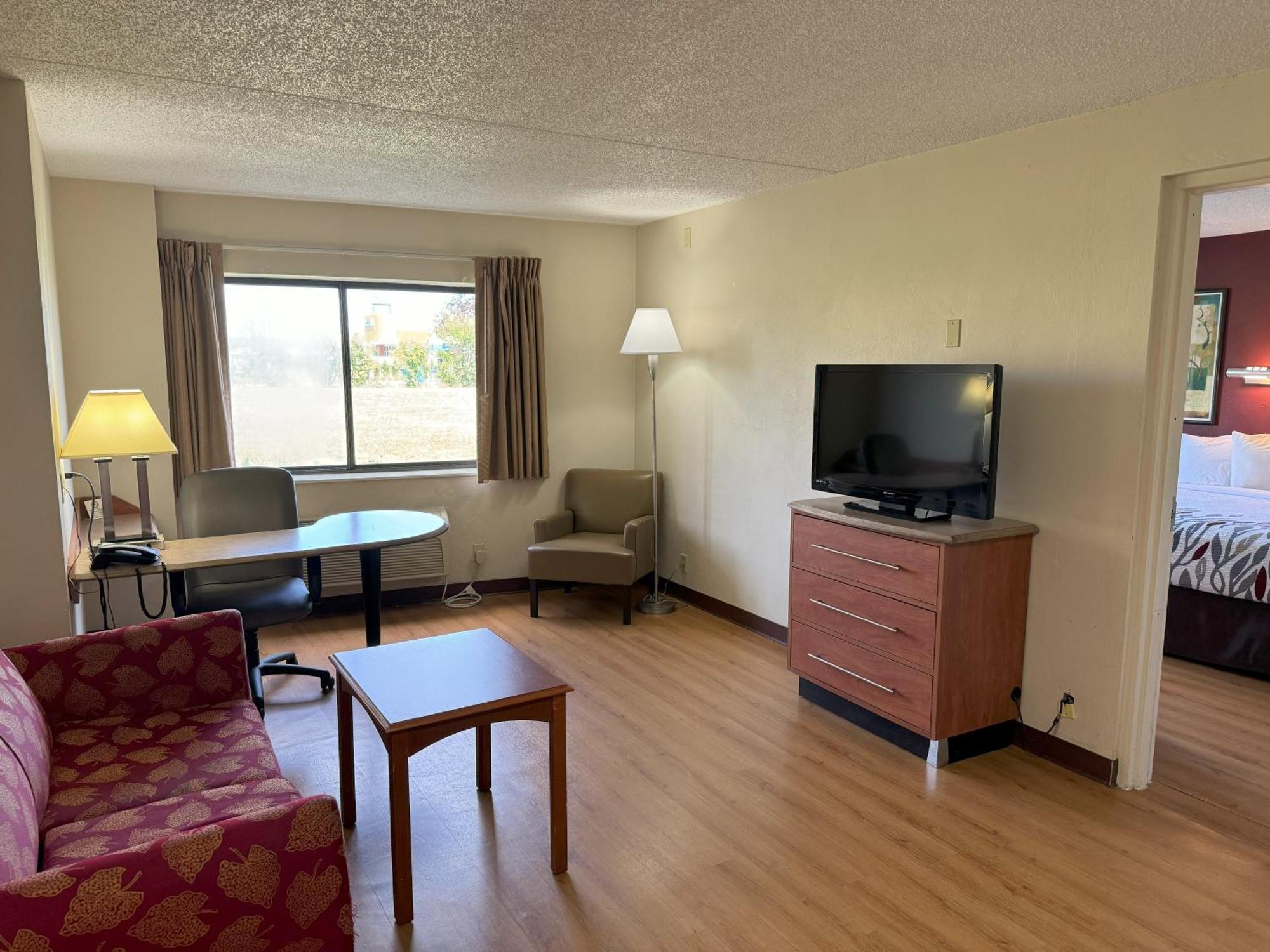 Sycamore Suites Елірія Екстер'єр фото
